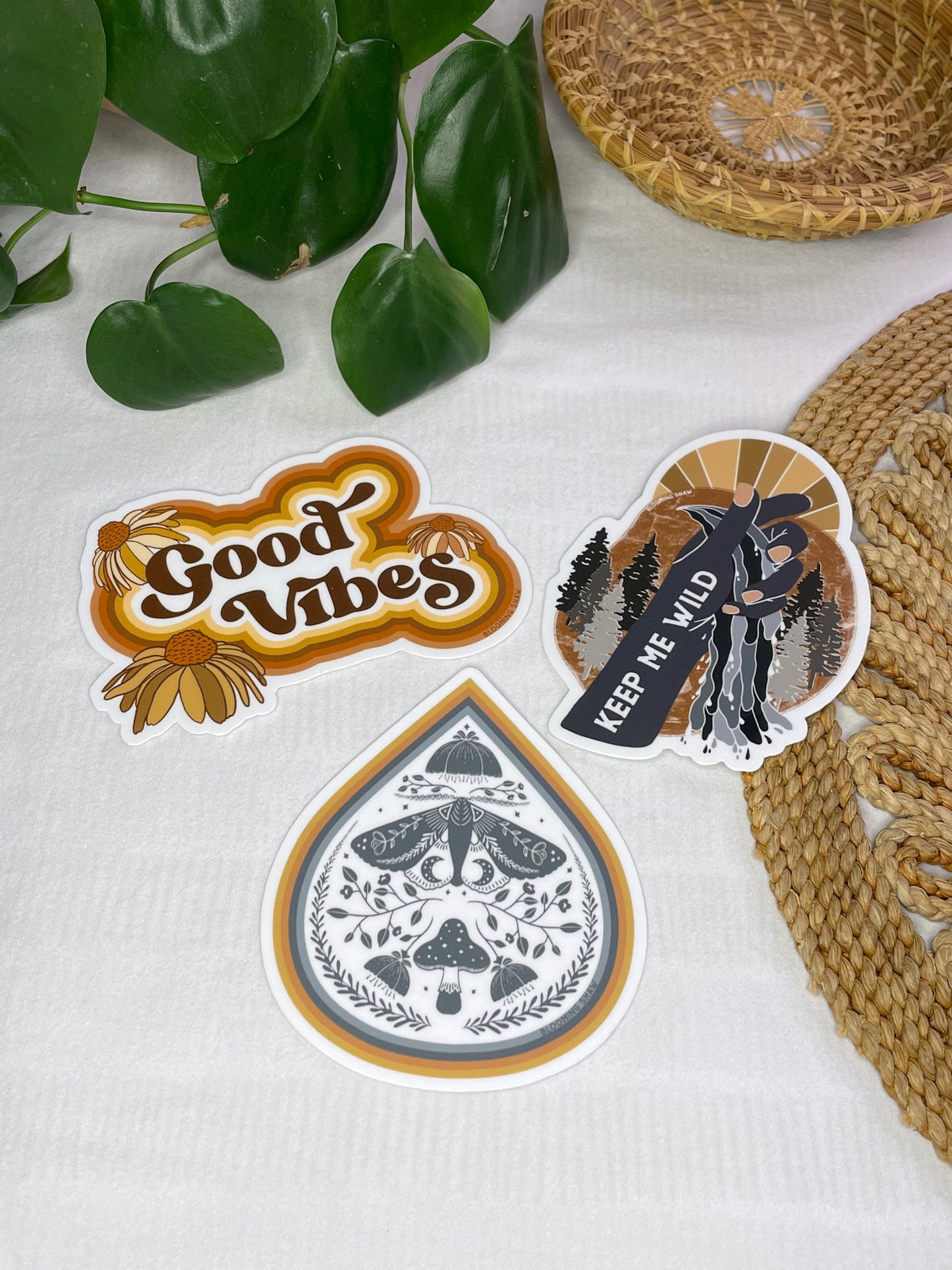 Forest Moth Teardrop, 3" x 3.47"